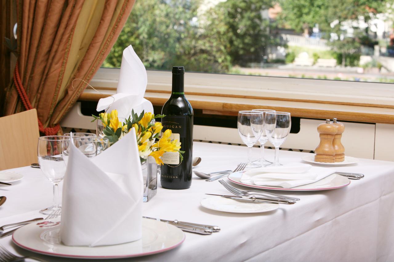 Leander Club Hotel Henley-on-Thames Екстериор снимка